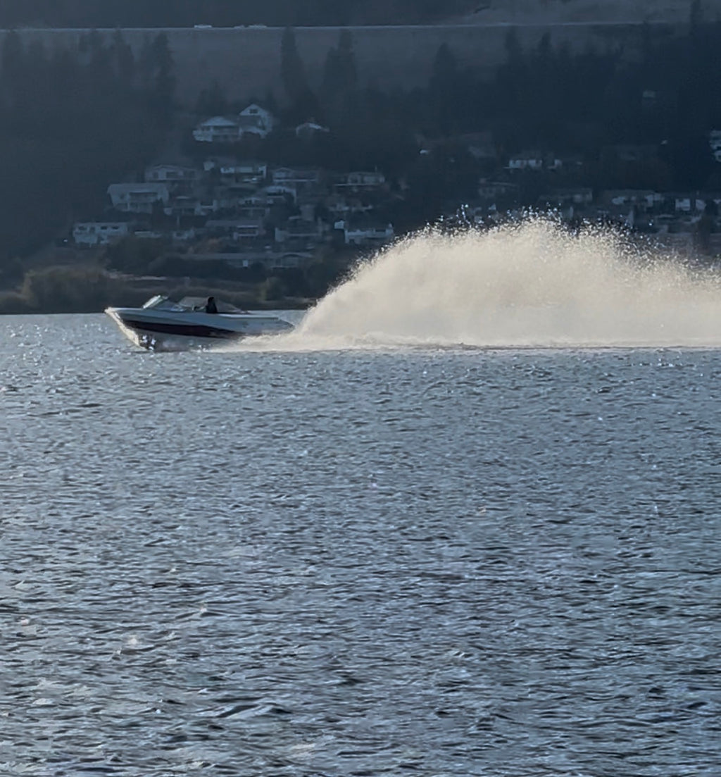 RoostR - The Worlds First Rooster Tail Control device For Outboard & Sterndrive Boats